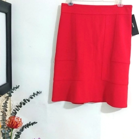 DKNY RED A-LINE SKIRT NWT SIZE 6 - Picture 1 of 12